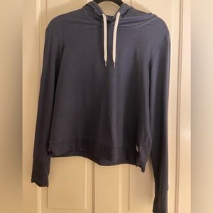 Vuori halo essential hoodie